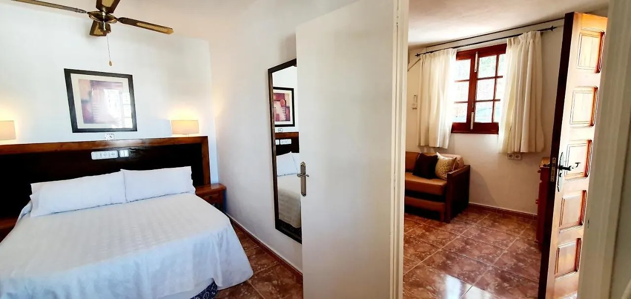 Granada Apartments Familiar Deluxe Portinatx
