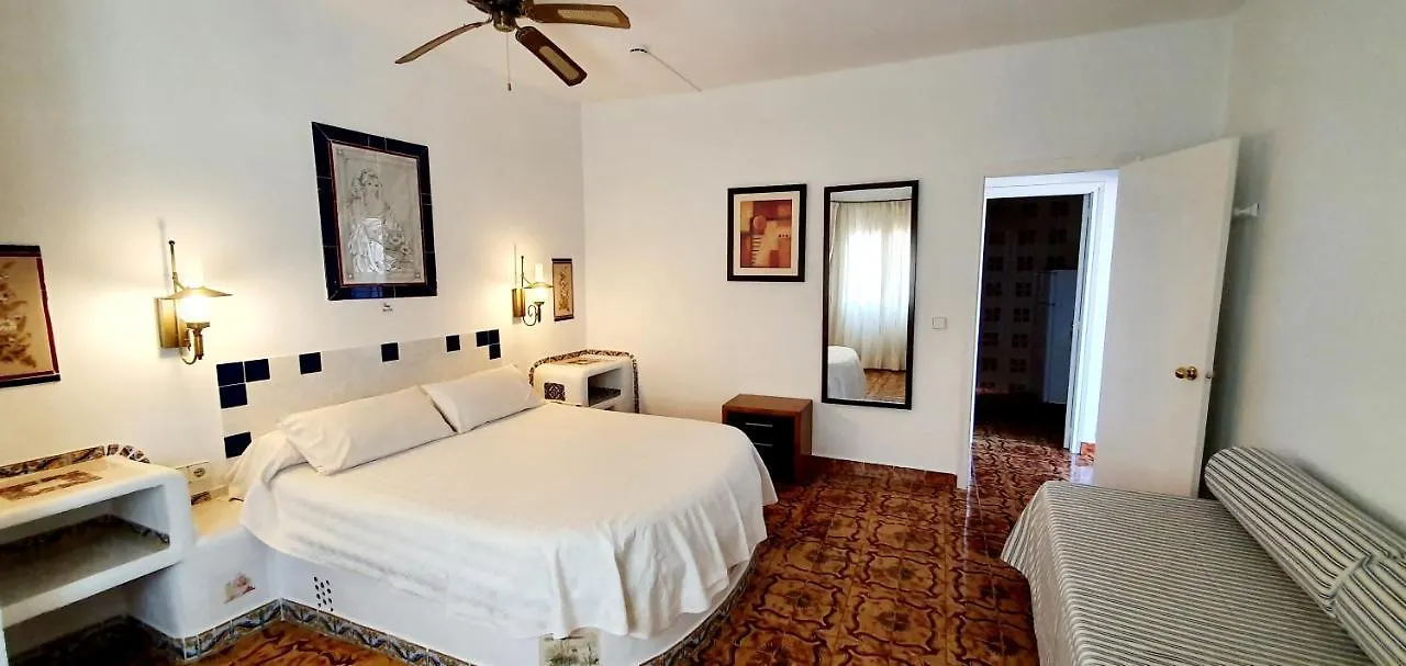 Granada Apartments Familiar Deluxe Portinatx Espagne