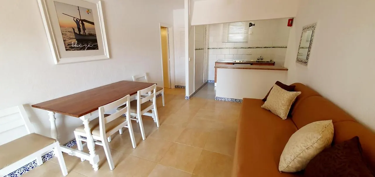 Granada Apartments Familiar Deluxe Portinatx 0*,