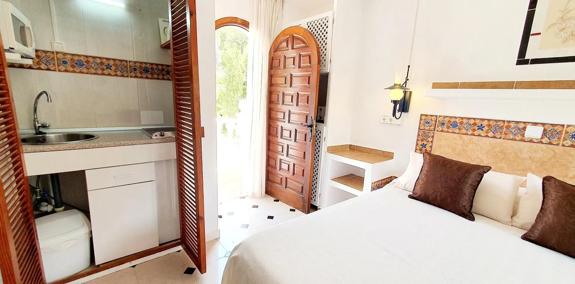 Granada Apartments Familiar Deluxe Portinatx