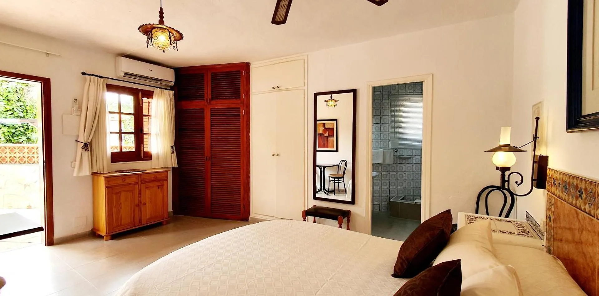 Granada Apartments Familiar Deluxe Portinatx